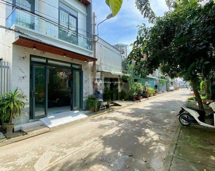 Chủ kẹt vốn làm ăn cần bán gấp căn nhà đường Trịnh Như Khuê, Chợ BC -01