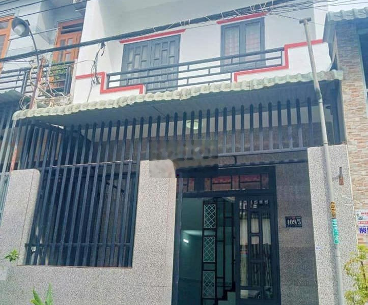 Cần bán nhanh căn nhà ở Hóc Môn 4x13 SHR giá 395 triệu -01