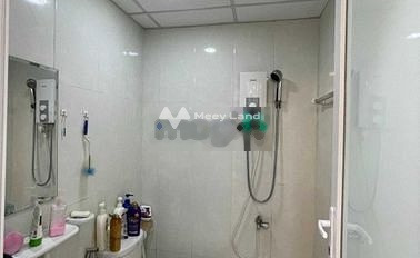 Bán chung cư vị trí đẹp gần Quận 12, Hồ Chí Minh, tổng quan ở trong căn hộ gồm 2 PN, 2 WC vị trí trung tâm-03