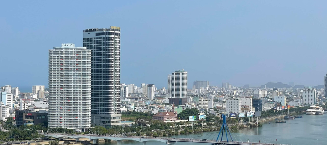 Bán căn hộ Azura Tower Đà Nẵng, 2 phòng ngủ, view biển và sông Hàn, 154m2, giá tốt