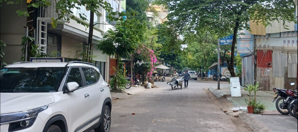 DT 80m2, cho thuê biệt thự trong Hà Đông, Hà Nội, trong nhà nhìn chung có 2 phòng ngủ, đường giao thông rộng 8 mét, 2 WC phù hợp mở shop