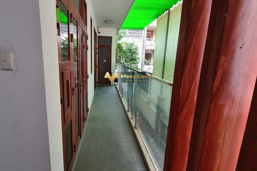 Tọa lạc ngay Tân Bình, Hồ Chí Minh bán nhà bán ngay với giá hợp lý 24.5 tỷ nhà gồm có 7 phòng ngủ 7 WC-01
