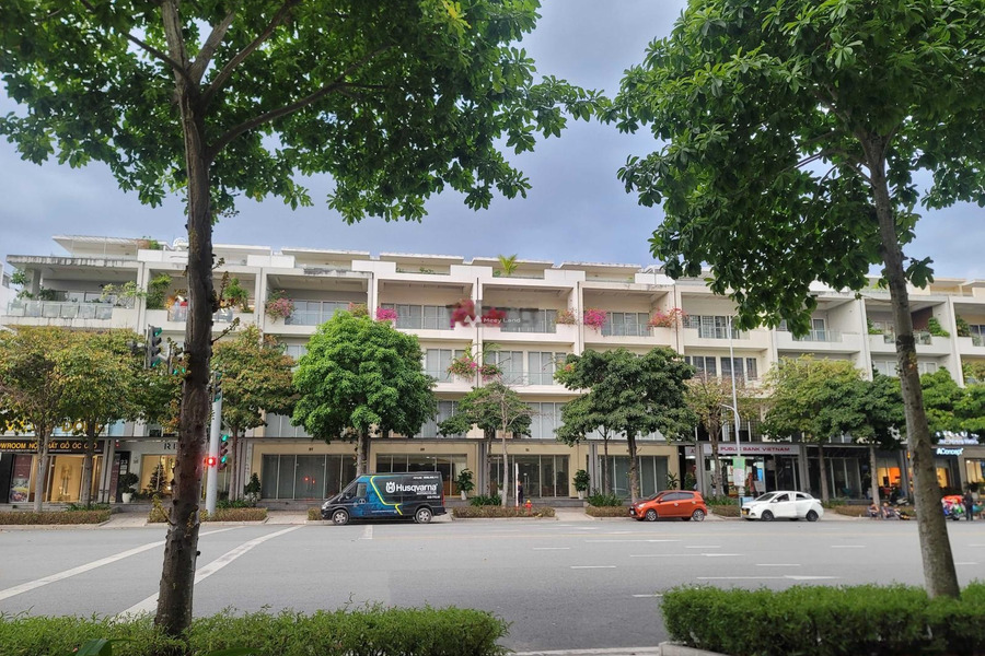 Nhà gồm 20 phòng ngủ bán nhà giá bán chỉ từ chỉ 340 tỷ diện tích khoảng 1704m2 vị trí tại Quận 2, Hồ Chí Minh-01