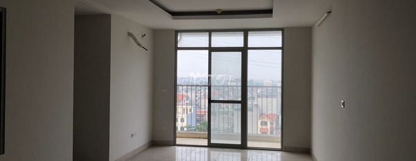 Cho thuê chung cư vị trí thuận lợi tọa lạc ngay ở Phạm Văn Đồng, Đông Ngạc, tổng quan ở trong căn hộ có 3 phòng ngủ, 2 WC pháp lý nhanh-02