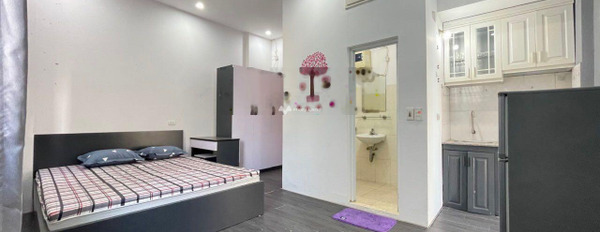 Cho thuê chung cư vị trí đẹp tọa lạc ngay Nam Từ Liêm, Hà Nội, trong căn hộ này bao gồm 1 phòng ngủ, 1 WC giao thông đông đúc-03