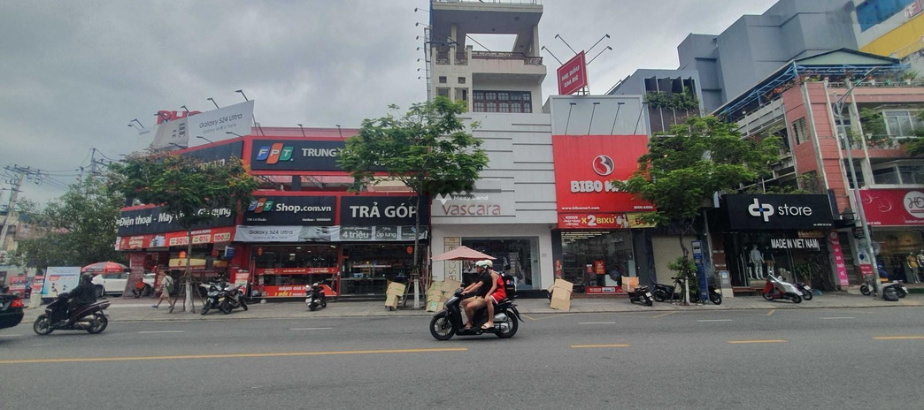Cần cho thuê nhà ở vị trí mặt tiền nằm ở Lê Duẩn, Thạch Thang, thuê ngay với giá cực sốc 40 triệu/tháng diện tích tổng là 85m2 cực kì sang trọng