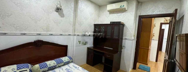 Cho thuê chung cư mặt tiền tọa lạc trên Phan Huy Ích, Tân Bình, tổng quan trong căn hộ 2 phòng ngủ, 2 WC giá mềm sinh viên-02