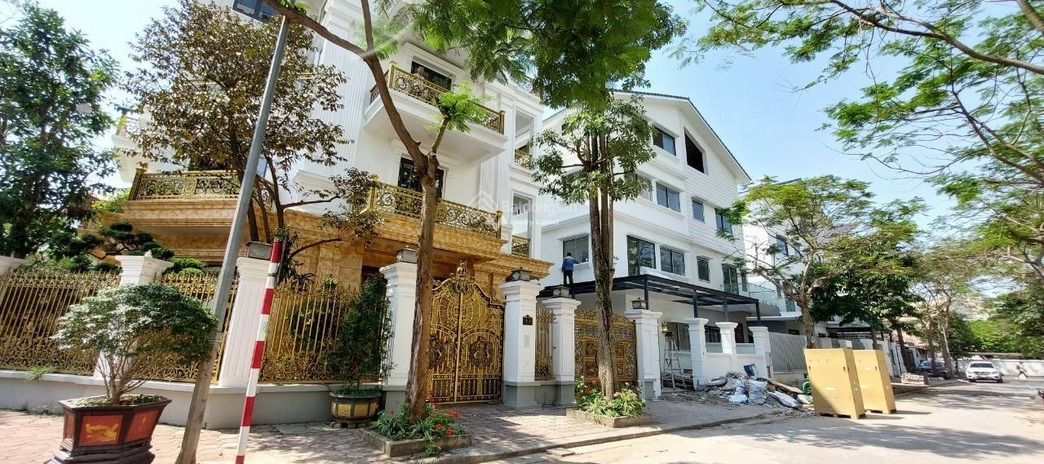 Bán biệt thự khu Lê Văn Lương, Khuất Duy Tiến, Hà Nội