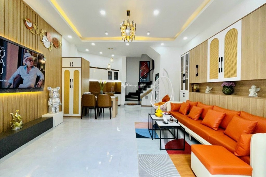 Bán nhà diện tích khoảng 80m2 vị trí ở Bình Chánh, Hồ Chí Minh giá bán cực tốt từ 1.07 tỷ ngôi nhà gồm có 4 PN, 3 WC-01