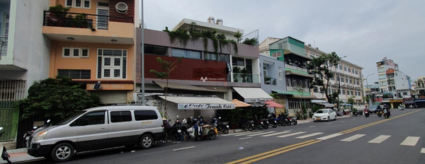 Bán nhà mặt tiền tọa lạc ngay ở Hương Giang, Hồ Chí Minh giá bán cực êm chỉ 24.5 tỷ có diện tích chính 110m2 nhà tổng quan có tổng 12 phòng ngủ-03