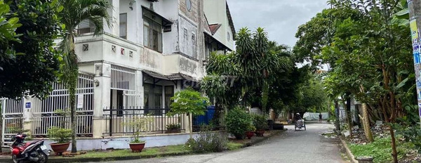 Bán gấp ngôi nhà vị trí đặt ở Nguyễn Bỉnh Khiêm, Kiên Giang giá bán cạnh tranh 2.6 tỷ diện tích gồm 120m2 trong căn này gồm có 4 PN cảm ơn đã xem tin-02