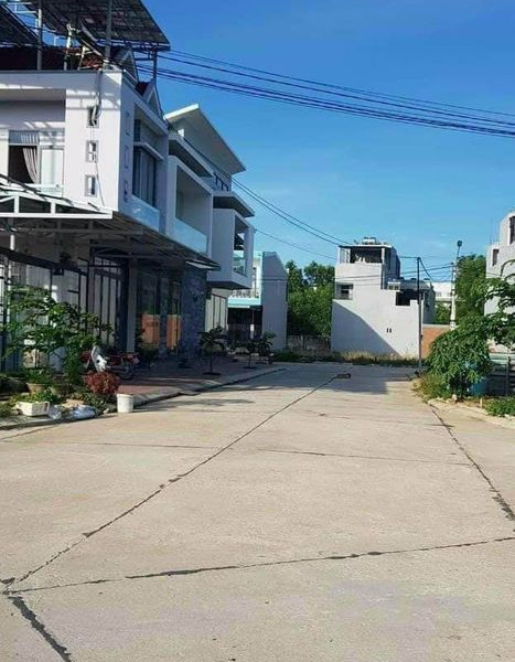 Cần bán đất huyện Tây Sơn, Bình Định, giá 2,1 tỷ-01