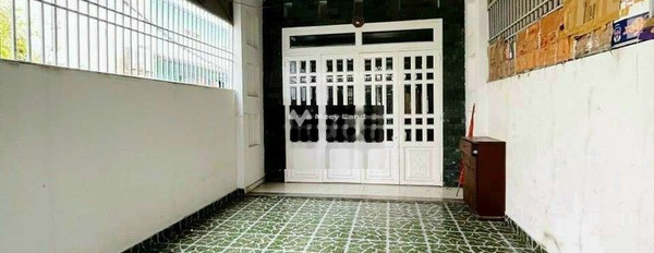Diện tích chung 100m2, cho thuê nhà ở vị trí nằm ở Đường 9, Hồ Chí Minh, trong nhà này có tổng 2 phòng ngủ, 1 WC lh xem trực tiếp-02