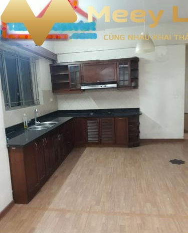 Cho thuê chung cư vị trí thuận lợi tại Đường Đặng Xuân Bảng, Quận Hoàng Mai, tổng quan bên trong căn hộ 3 PN nội thất hiện đại