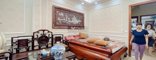 Nhà có 4 phòng ngủ bán nhà bán ngay với giá êm chỉ 6.9 tỷ có diện tích chính 50m2 vị trí đẹp nằm trên Phú Thượng, Hà Nội-02