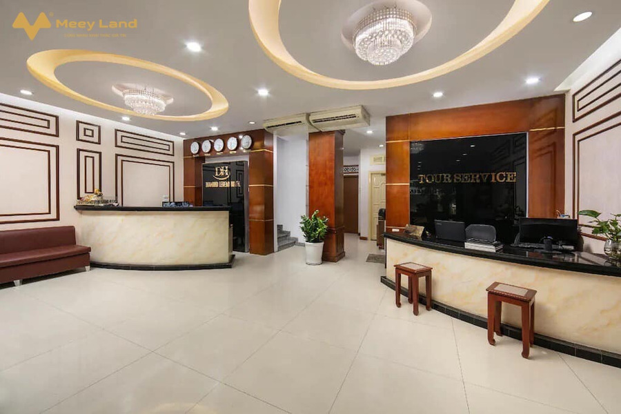 Khách sạn mặt phố cổ Hoàn Kiếm, 8 tầng thang máy, 27 phòng full nội thất, doanh thu 6 tỷ/năm-01