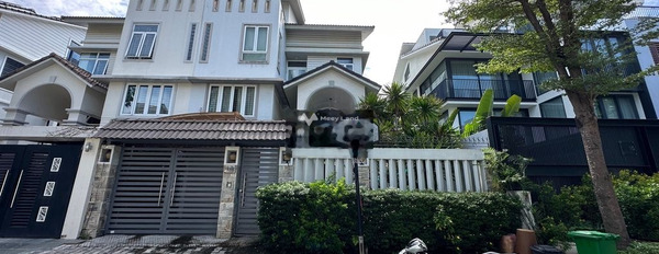 Có diện tích thực 220m2, cho thuê nhà ở vị trí thuận lợi tọa lạc tại Phú Mỹ, Hồ Chí Minh, hướng Tây, ngôi nhà có tất cả 5 phòng ngủ, 5 WC giá hợp lý-03