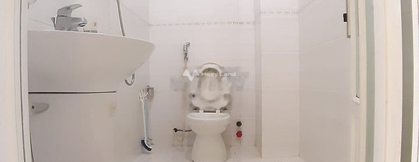 Vị trí đẹp nằm ngay Quận 1, Hồ Chí Minh cho thuê phòng trọ diện tích dài 30m2 có chỗ để xe-02