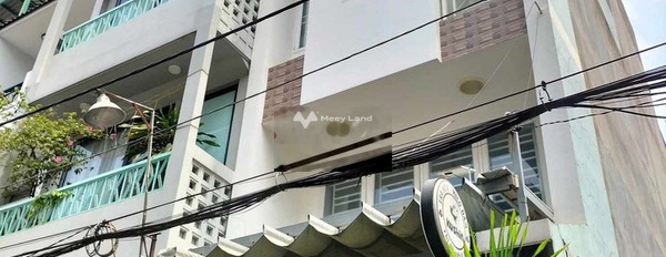Bán nhà tọa lạc trên Nguyễn Văn Quá, Hồ Chí Minh bán ngay với giá bất ngờ chỉ 6.95 tỷ diện tích gồm 68m2 trong nhà tổng quan bao gồm 4 PN-03