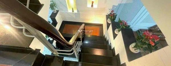 Hướng Tây Bắc, bán nhà có diện tích rộng 64m2 vị trí ở Gò Vấp, Hồ Chí Minh giá nhỉnh 7.3 tỷ nhà tổng quan có 4 PN, 5 WC-03