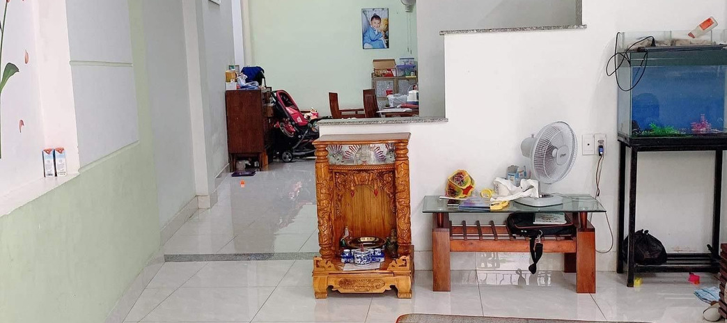 Bán nhà hẻm xe hơi đường Nguyễn Kiệm, Phú Nhuận, giá rẻ, 55m2, 3 lầu, 3 phòng ngủ