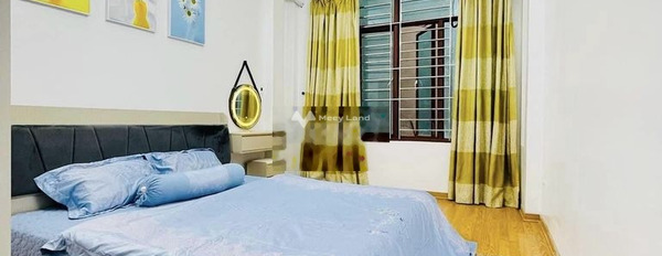 Căn hộ này gồm 1 phòng ngủ, cho thuê căn hộ vị trí mặt tiền ngay tại Dịch Vọng, Hà Nội, 1 WC khu vực dân cư-03
