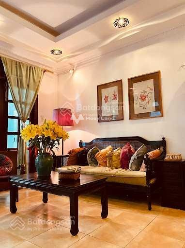 Cho thuê nhà, thuê ngay với giá hữu nghị 60 triệu/tháng diện tích thực tế 240m2 vị trí tại Trần Quốc Thảo, Hồ Chí Minh-01
