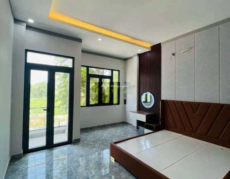 Nhà gồm 3 PN bán nhà ở có diện tích chung là 100m2 bán ngay với giá thực tế từ 590 triệu vị trí thuận lợi nằm trên Hoàng Phan Thái, Hồ Chí Minh-01