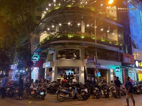Sang nhượng nhà hàng 200m2 mặt phố ẩm thực Ngọc Lâm, Long Biên, Hà Nội