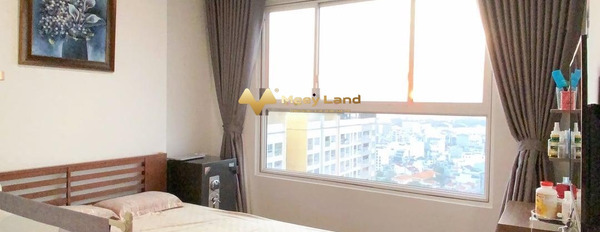 Trong căn hộ nhìn chung gồm có 3 PN, bán chung cư vị trí đặt tại Phú Nhuận, Hồ Chí Minh, tổng quan căn này gồm có 3 phòng ngủ, 2 WC lh ngay!-03