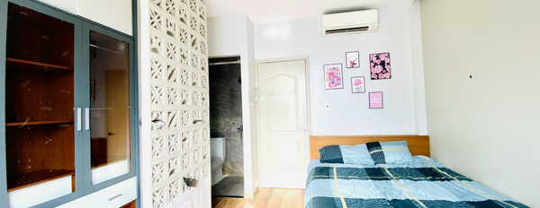 Trong căn này bao gồm Đầy đủ. cho thuê phòng trọ Quận 1, Hồ Chí Minh, căn nhà bao gồm có 1 phòng ngủ, 1 WC giá mềm sinh viên-02