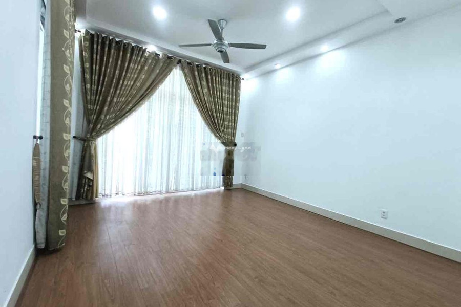 Cho thuê nhà vị trí đặt nằm ngay Bình Chánh, Hồ Chí Minh, giá thuê mềm từ 45 triệu/tháng diện tích rộng rãi 160m2, trong nhà này thì có 10 PN-01