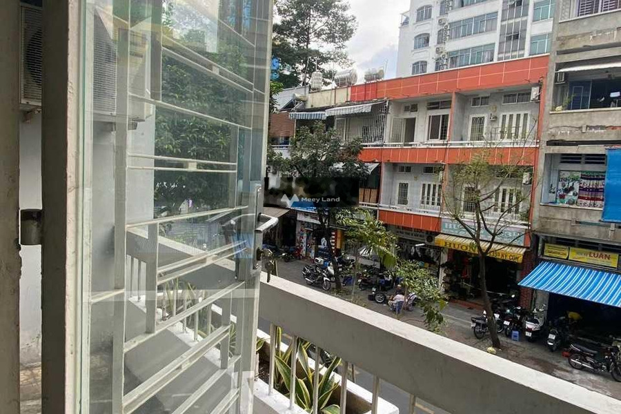 Cho thuê căn hộ với diện tích khoảng 52m2 vị trí trung tâm Ký Con, Nguyễn Thái Bình thuê ngay với giá khởi đầu 12 triệu/tháng-01