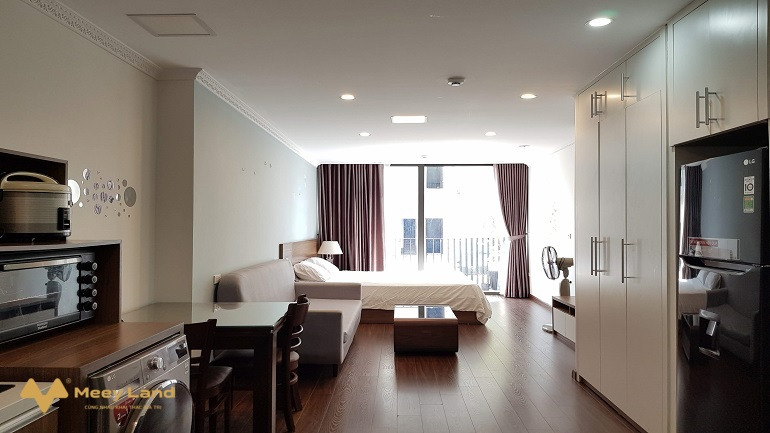 Cho thuê căn hộ dịch vụ tại Tô Ngọc Vân, Tây Hồ, 40m2, 1 ngủ, ban công, đầy đủ nội thất mới hiện đại-01