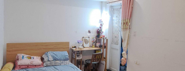 Tổng quan nhà này 2 phòng ngủ bán nhà bán ngay với giá tốt bất ngờ chỉ 1.55 tỷ diện tích khoảng 29.8m2 tọa lạc gần Phùng Hưng, Khánh Hòa-03