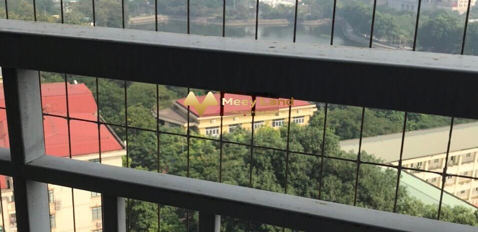Cho thuê căn hộ mặt tiền tọa lạc ngay trên Phường Dịch Vọng, Quận Cầu Giấy, thuê ngay với giá cực rẻ 10 triệu/tháng có dt chung là 100m2