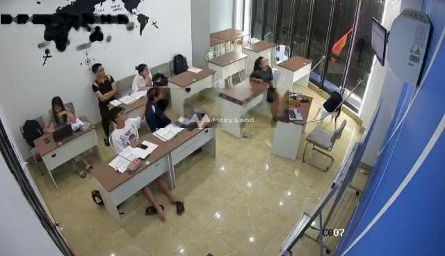 Cho thuê sàn văn phòng vị trí thuận lợi nằm tại Trường Chinh, Thanh Xuân diện tích tầm trung 75m2