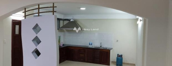 Cho thuê nhà mặt tiền nằm ở Nơ Trang Long, Bình Thạnh, thuê ngay với giá siêu rẻ từ 23 triệu/tháng diện tích sàn là 80m2, căn nhà bao gồm 3 phòng ngủ-02