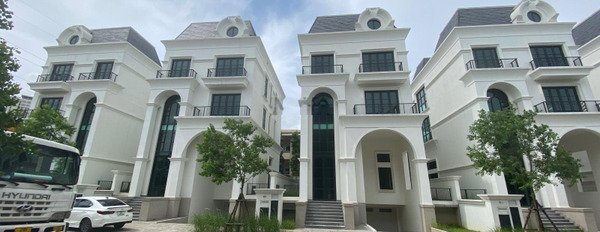 Chính chủ bán biệt thự 240 m2 tại ParkCity Hà Nội với giá tốt nhất thị trường: Liên hệ 0986 126 *** -02