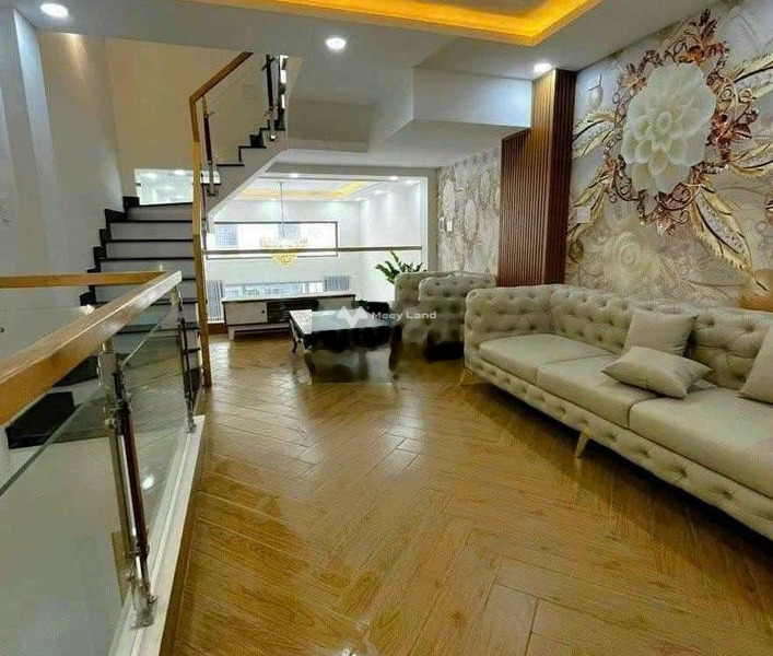 Nhà gồm 5 phòng ngủ, cho thuê nhà, giá thuê chốt nhanh từ 20 triệu/tháng có một diện tích là 56m2 vị trí mặt tiền tọa lạc tại Quận 11, Hồ Chí Minh-01