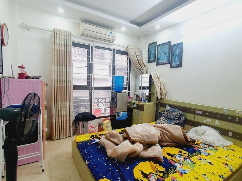 Bán nhà Kim Giang, Thanh Xuân, 35m2, 5 tầng, 4 phòng ngủ, nhà mới, gần phố, ô tô-01