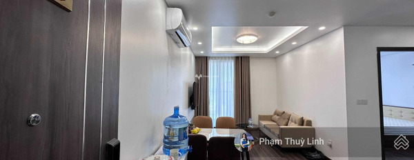 Tọa lạc ngay trên Sở Dầu, Hồng Bàng, cho thuê chung cư giá thuê bàn giao chỉ 10 triệu/tháng, trong căn hộ tổng quan gồm 2 phòng ngủ, 2 WC hẻm rộng-03