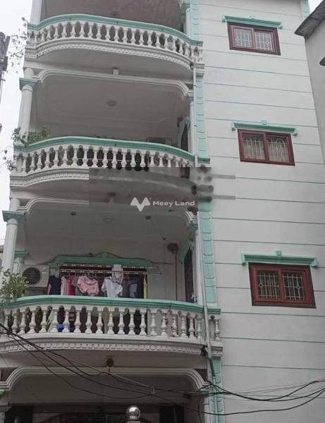 Vị trí thuận lợi tọa lạc trên Cổ Nhuế 2, Bắc Từ Liêm bán nhà bán ngay với giá giao lưu 7.3 tỷ trong nhà nhìn chung bao gồm 4 phòng ngủ 4 WC-01