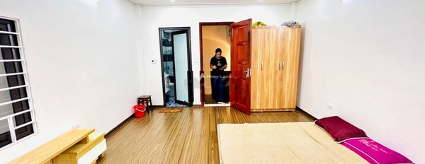 Bán nhà có diện tích rộng 50m2 tọa lạc gần Bạch Mai, Hà Nội bán ngay với giá ngạc nhiên chỉ 5.1 tỷ trong căn này gồm có 4 PN, 3 WC-02