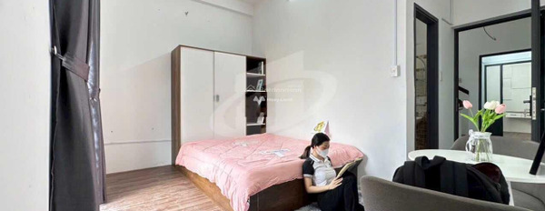 Trong phòng tổng quan có tổng Đầy đủ. cho thuê phòng trọ Quận 7, Hồ Chí Minh, tổng quan nhà thì gồm có 1 phòng ngủ, 1 WC giá siêu rẻ-03