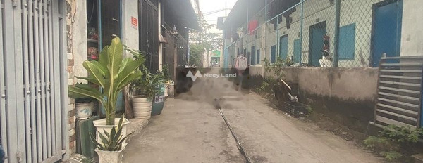 Với diện tích chuẩn 40m2, cho thuê nhà ở tại Bình Tân, Hồ Chí Minh, hướng Bắc, trong căn này 2 PN, 2 WC không lo ngập nước-02