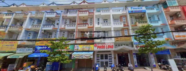 Diện tích thực 64m2, cho thuê nhà ở vị trí cực kì thuận lợi ngay tại Quận 8, Hồ Chí Minh, trong nhà này có 4 phòng ngủ, 4 WC pháp lý rõ ràng-03