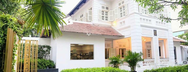 Giá thuê mua liền từ 320 triệu/tháng, cho thuê nhà có diện tích là 700m2 vị trí thuận lợi tọa lạc ngay Quận 3, Hồ Chí Minh giá có thể fix-03