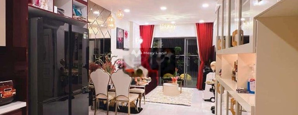 Vị trí đặt nằm ngay Huỳnh Tấn Phát, Phú Thuận, bán chung cư bán ngay với giá khuyến mãi 1.52 tỷ, trong căn hộ có 2 phòng ngủ, 2 WC nội thất sang trọng-02