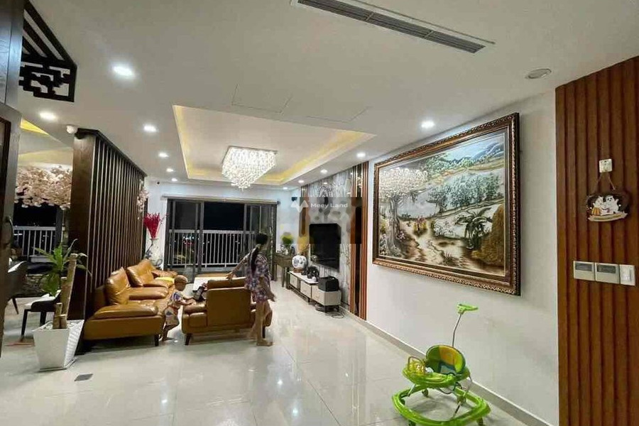 Vị trí nằm ở Đường Số 11, Hồ Chí Minh, bán căn hộ bán ngay với giá siêu mềm từ 6.3 tỷ, trong căn hộ tổng quan bao gồm 4 PN, 3 WC khu vực tiềm năng-01